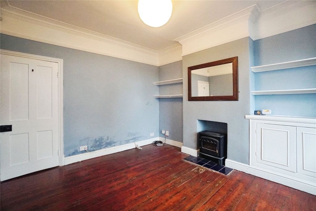 Property photo 2 of 12 Picture 2