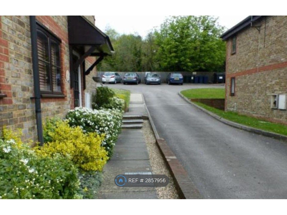 Property photo 2 of 7