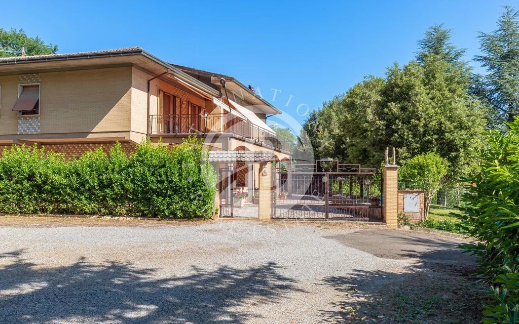 Property photo 1 of 34