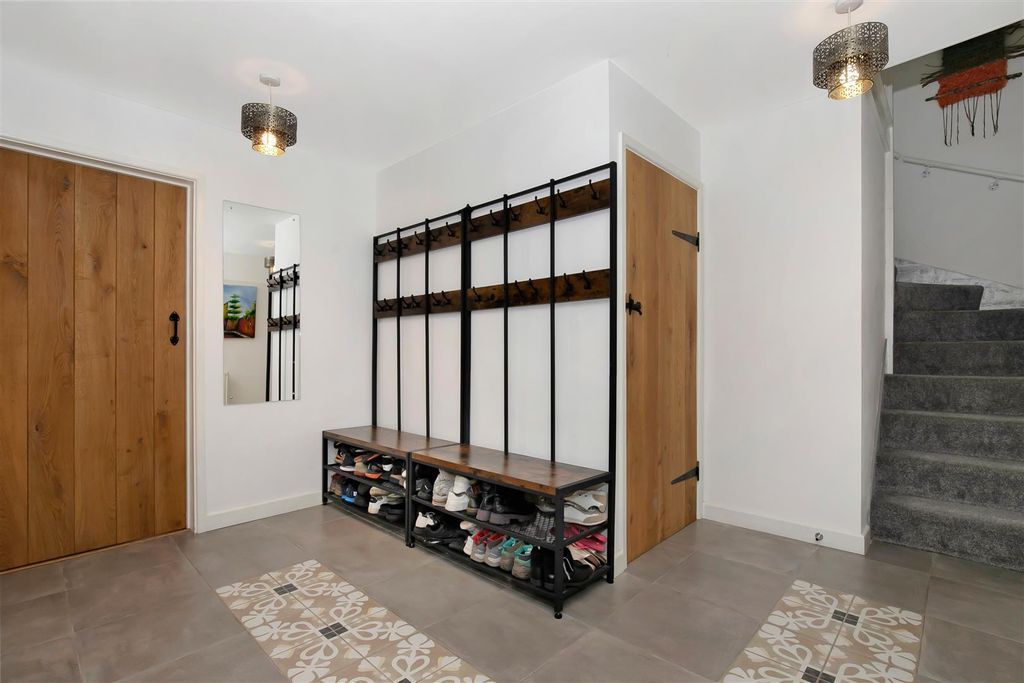 Property photo 3 of 42 Img_1704.Jpg