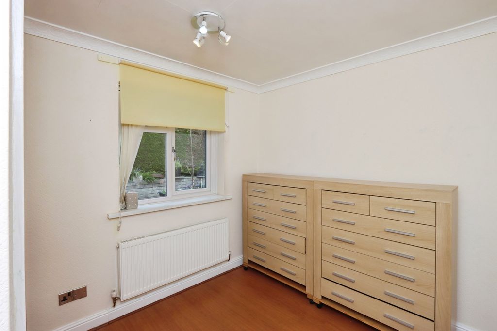 Property photo 3 of 17 Photo