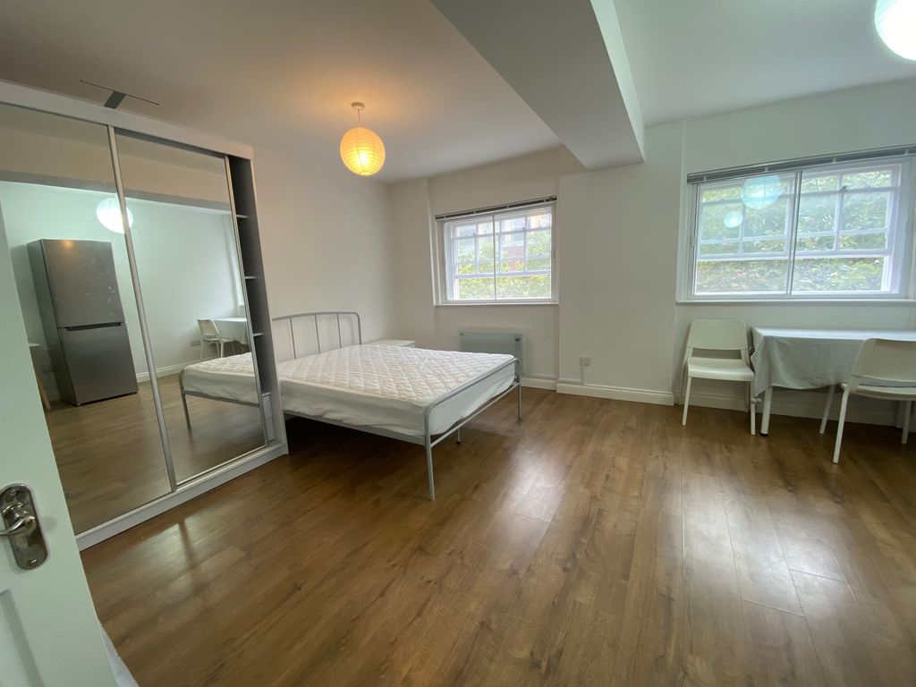 Property photo 1 of 4
