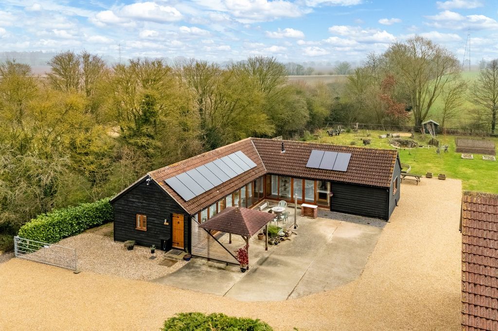 Property photo 1 of 27