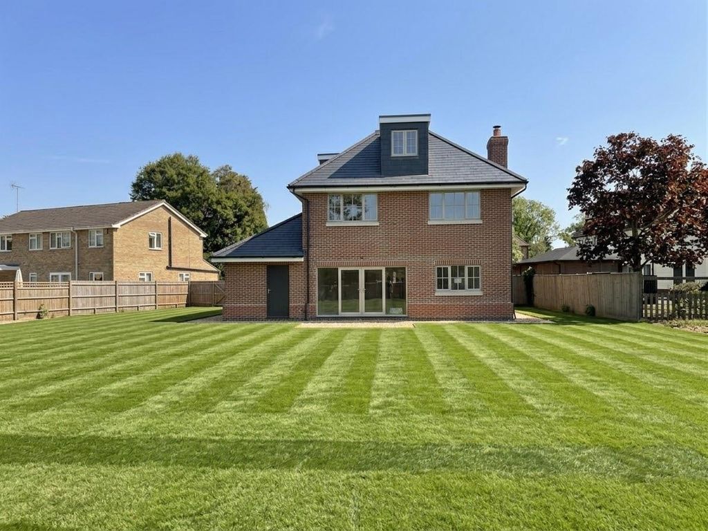 Property photo 2 of 13 Img_9971.Jpg