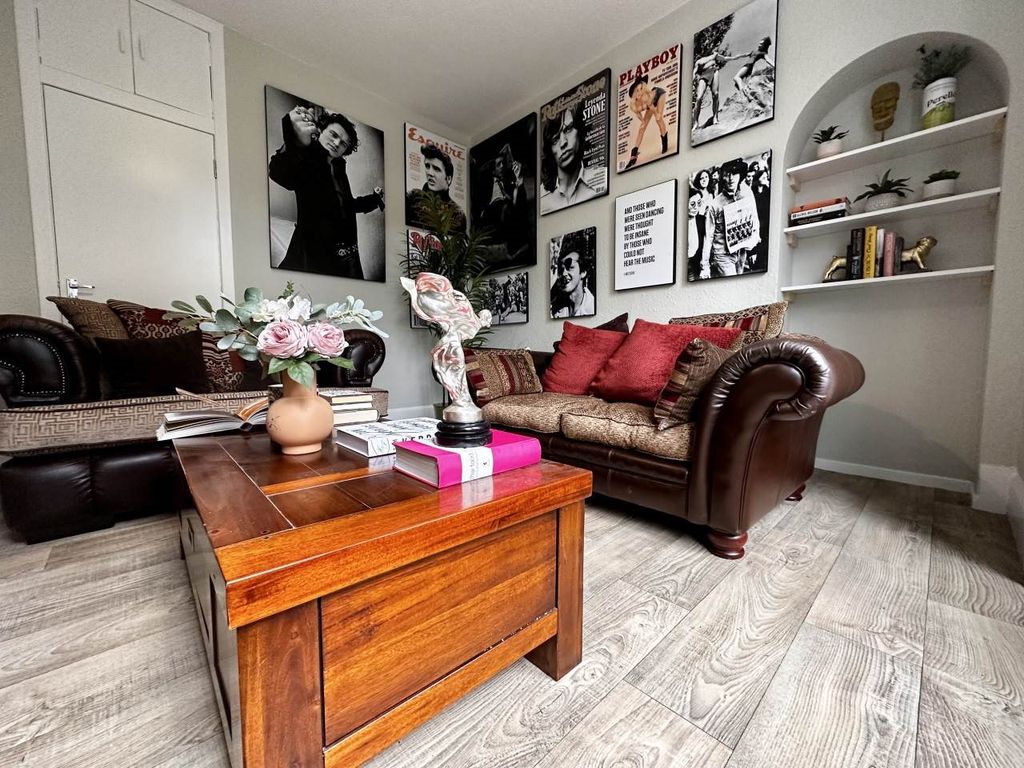 Property photo 2 of 7 Img_2614