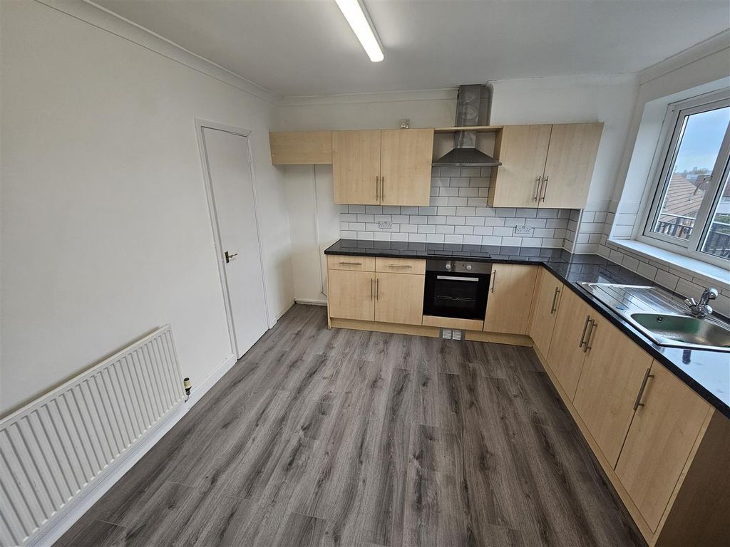 Property photo 3 of 14 20251105_104402[1].Jpg