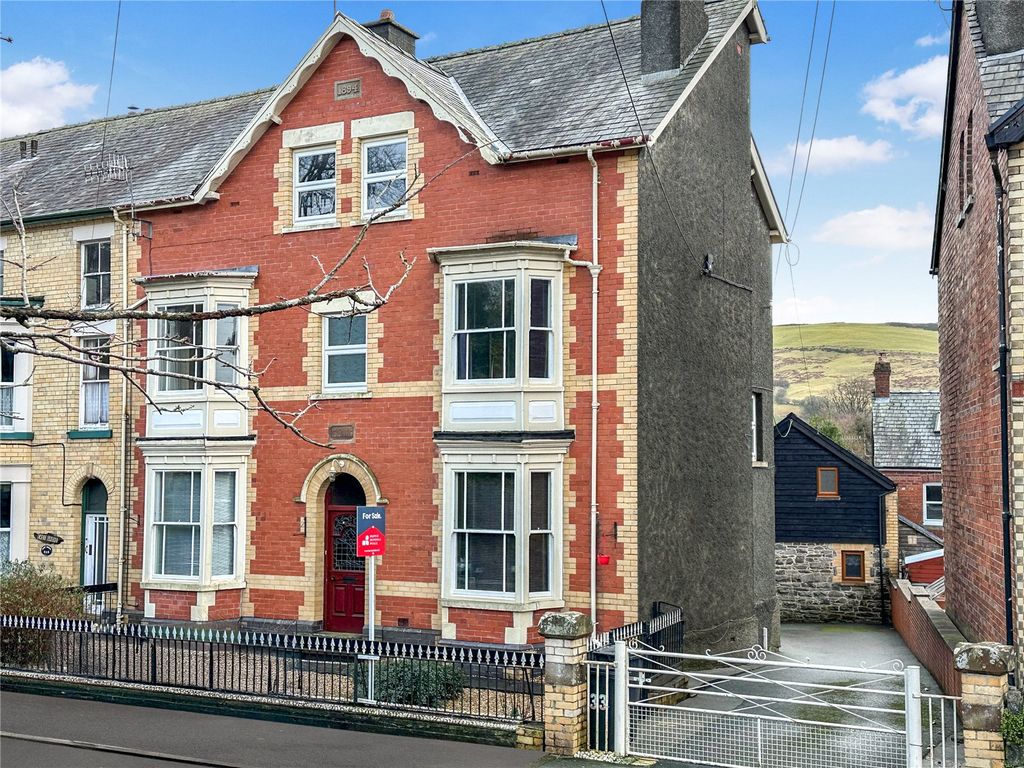 Property photo 1 of 29 Picture No. 36