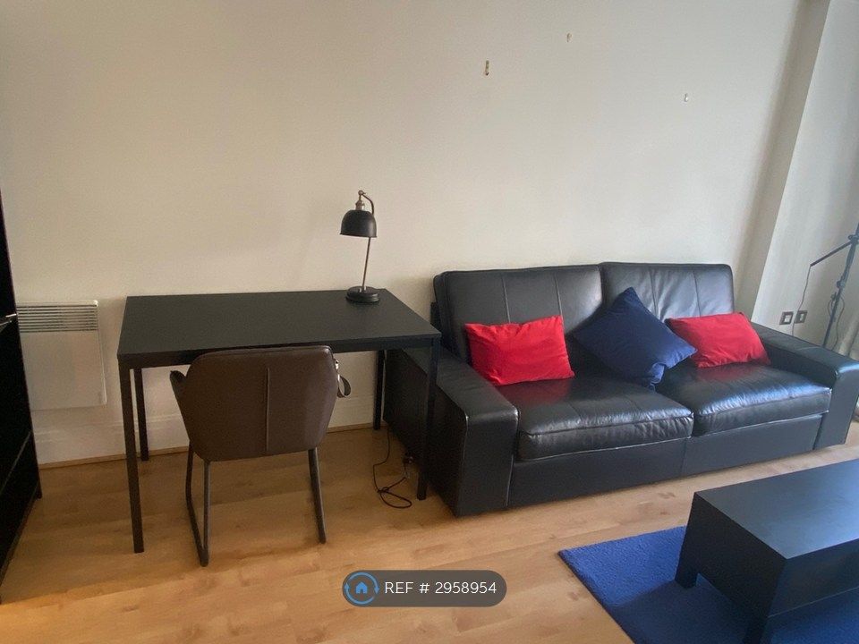 Property photo 3 of 16