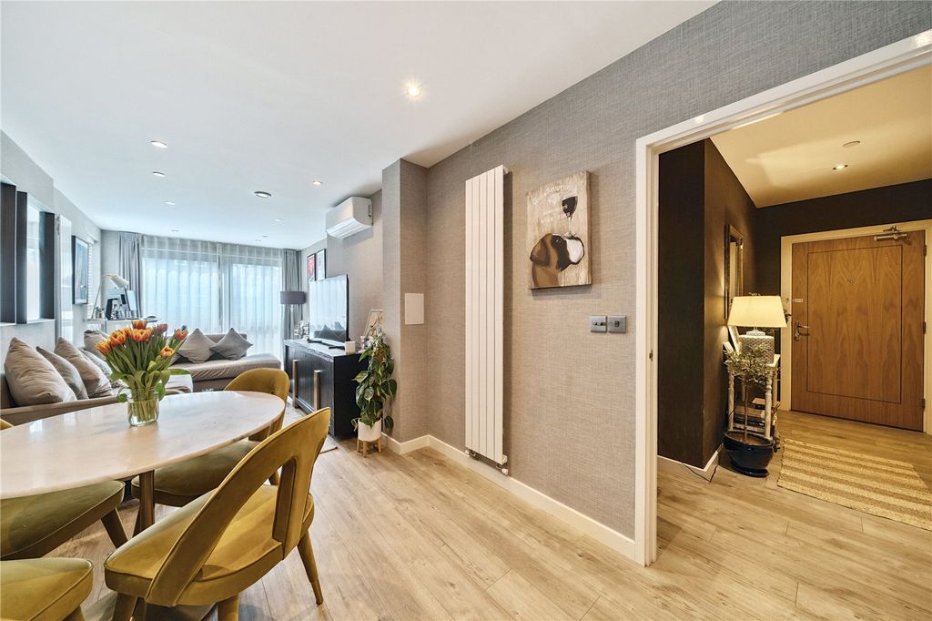 Property photo 1 of 23 Picture No. 12