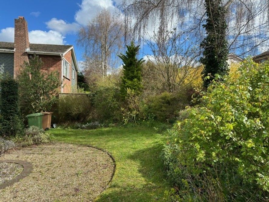 Property photo 1 of 9