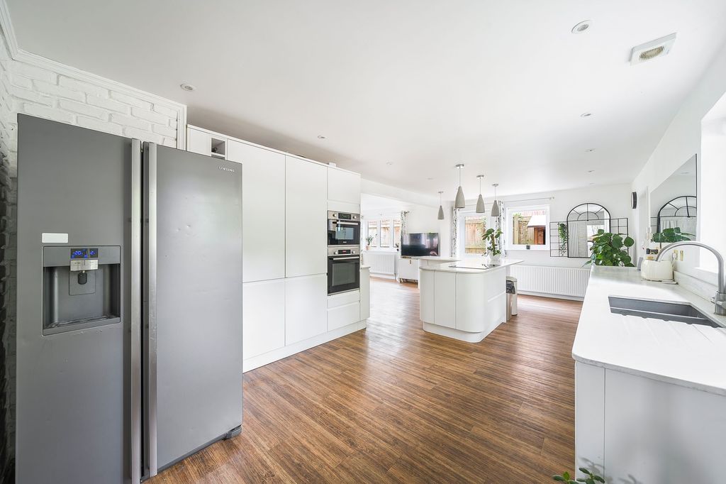 Property photo 3 of 56 Kitchen