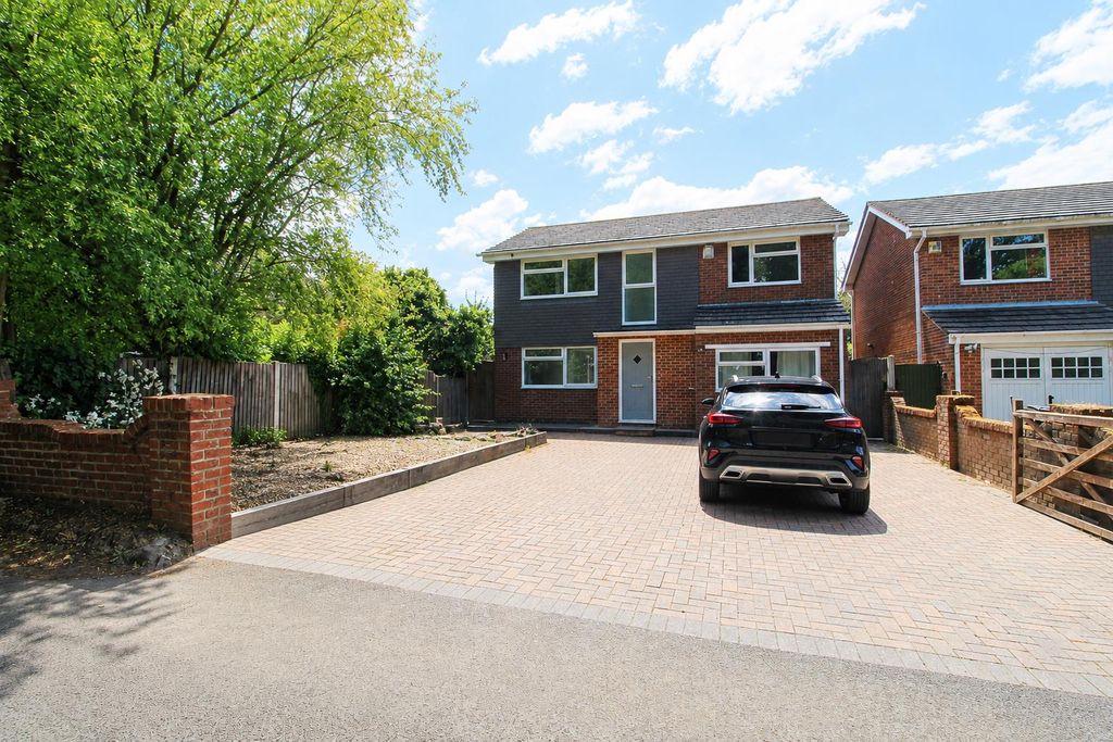 Property photo 1 of 17 3.Png