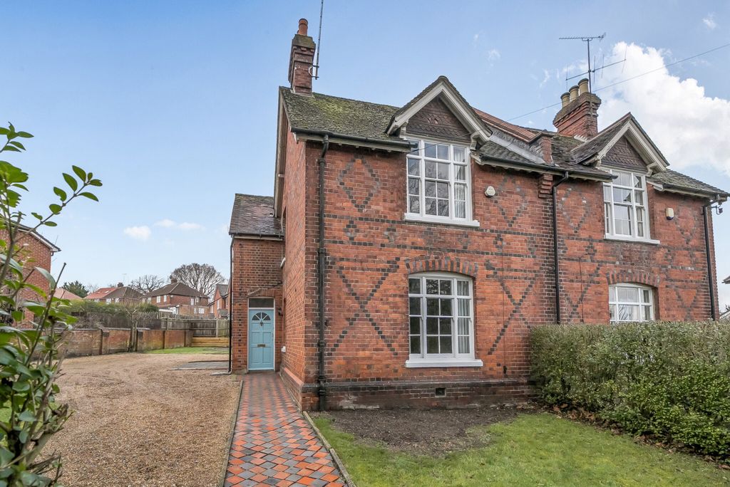 Property photo 2 of 21 1402260-24-697A0F...