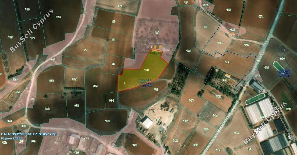 Property photo 1 of 2