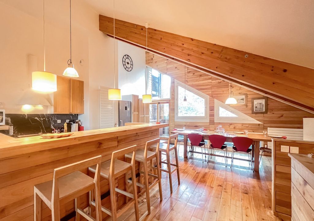 Property photo 3 of 14 The Apartment For Sa