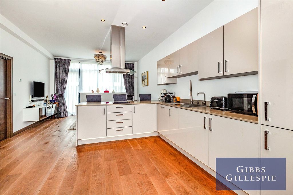Property photo 1 of 10 Picture No. 01