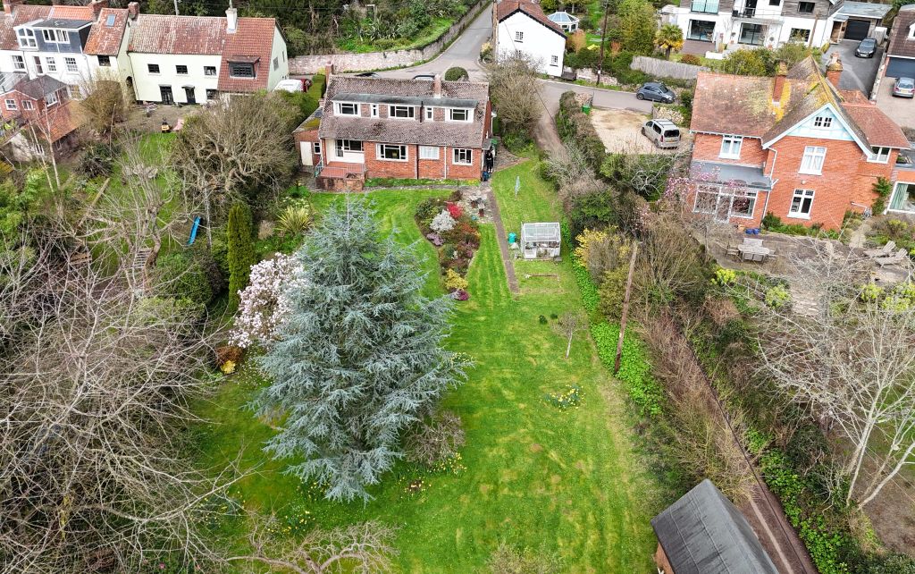 Property photo 2 of 19
