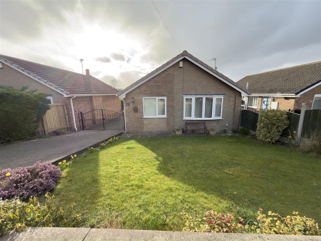 Property photo 2 of 17 Front