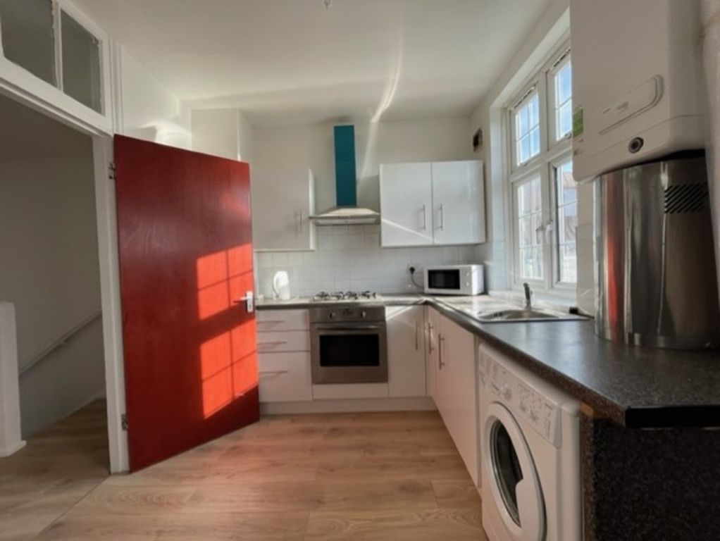 Property photo 1 of 9