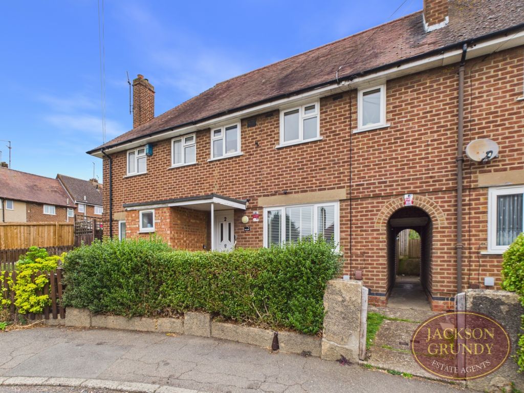 Property photo 1 of 12 Morris Road