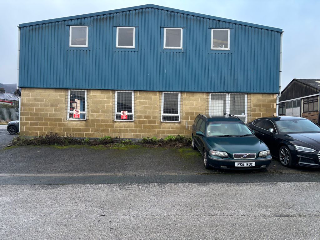 Property photo 2 of 4