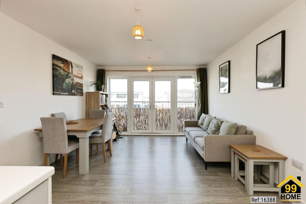 Property photo 3 of 20 Photo 2