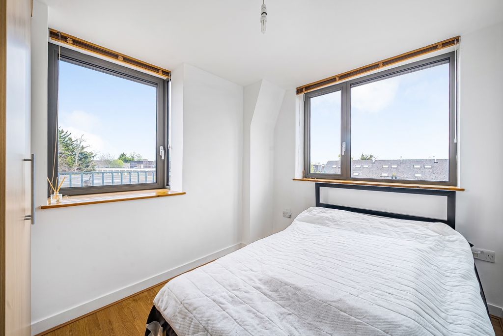 Property photo 2 of 7 1111163 (3)