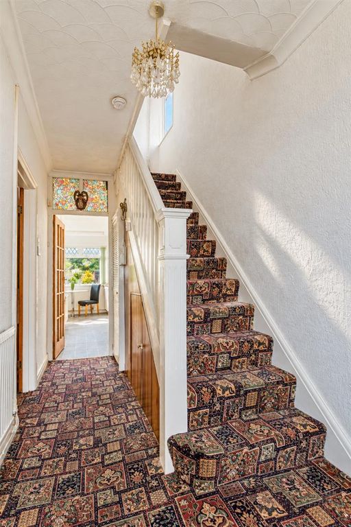 Property photo 3 of 22 Fairwater Grove W