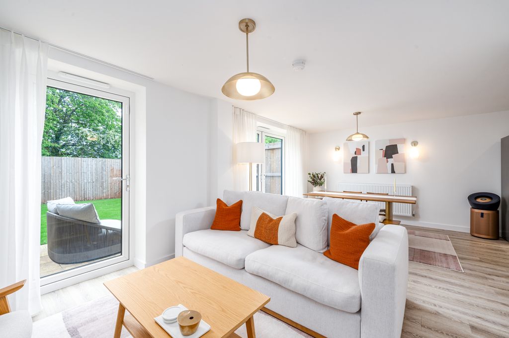 Property photo 3 of 31 14