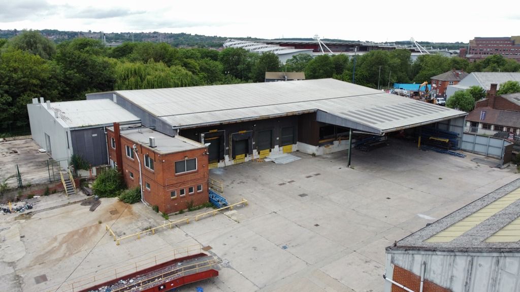 Property photo 1 of 11 Photo 25