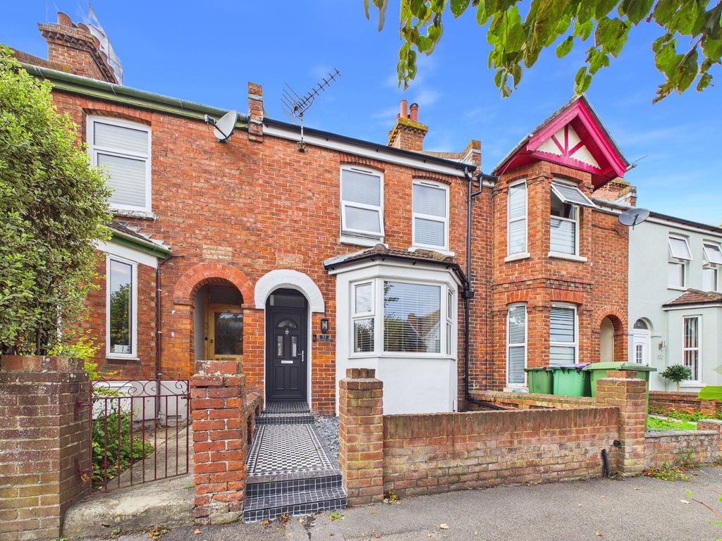 Property photo 1 of 19 Frontage