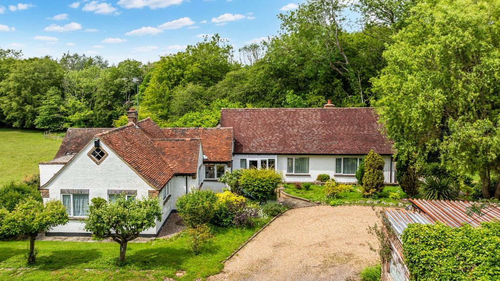 Property photo 1 of 36