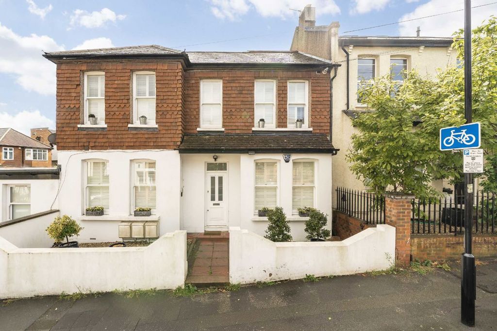 Property photo 1 of 6