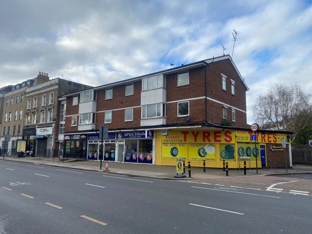 Property photo 2 of 8 Photo 4