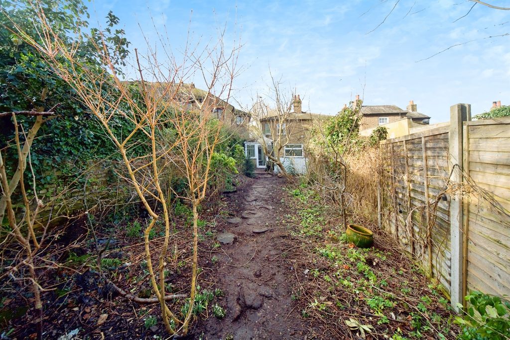 Property photo 3 of 17