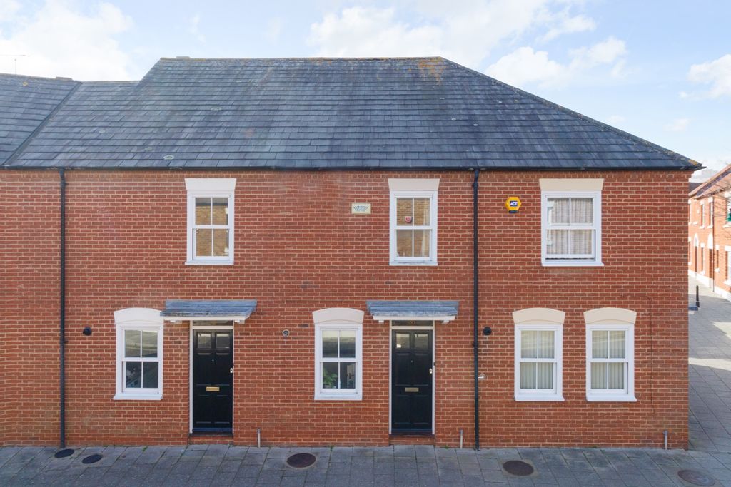 Property photo 1 of 9 1315180