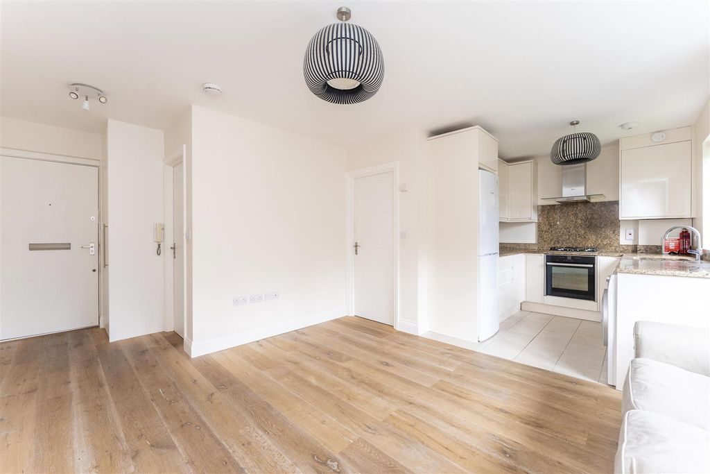 Property photo 1 of 8 Helliwell &amp; Co.