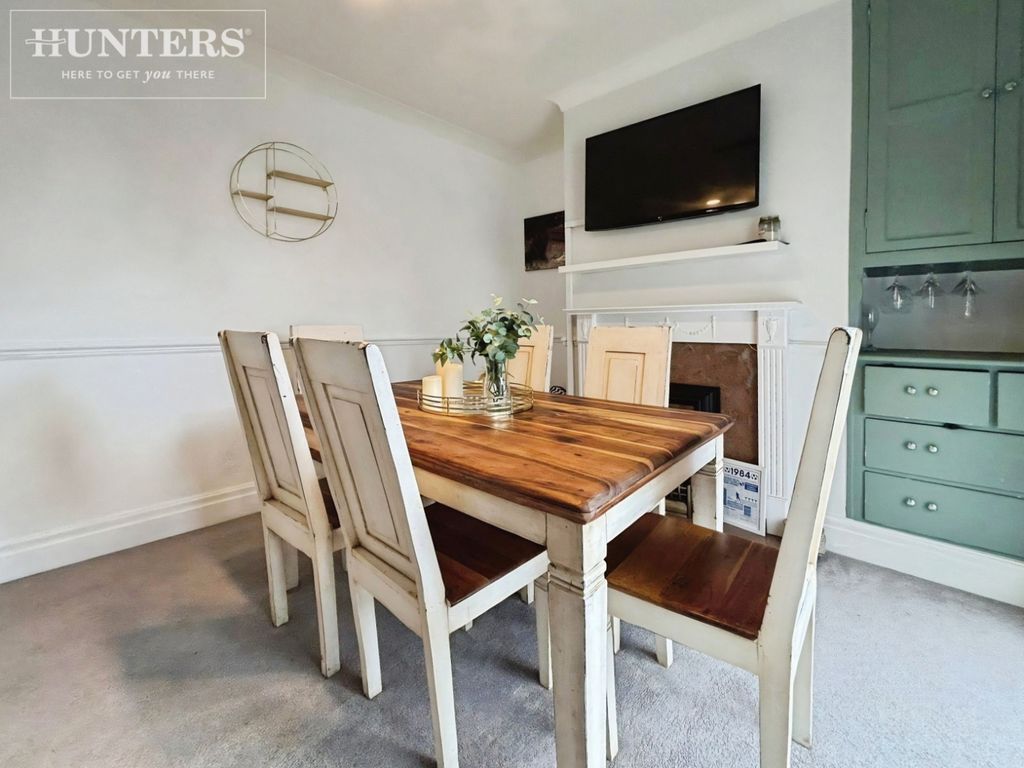 Property photo 3 of 16 Pbox-Img.Jpg