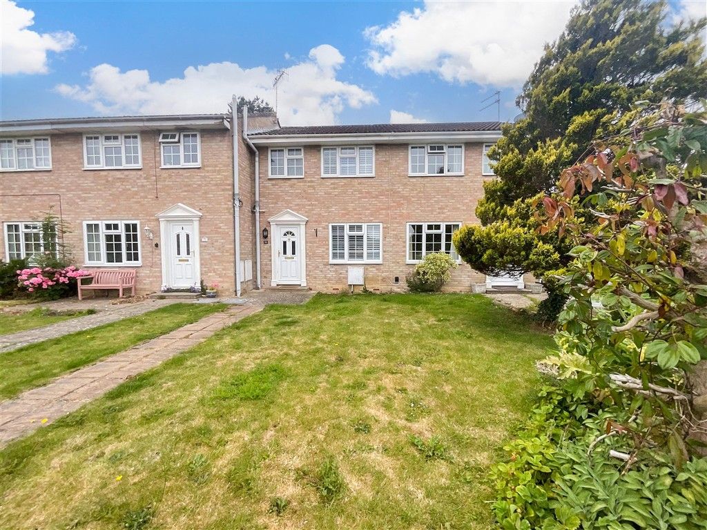 Property photo 1 of 14 Front