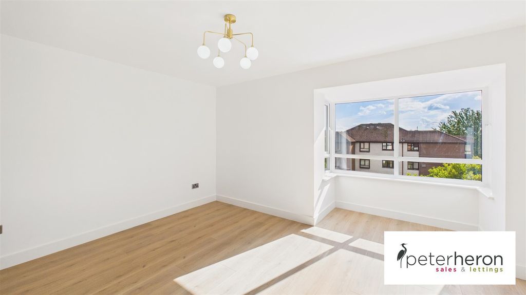Property photo 3 of 19 Open Plan Kitchen &amp; Living Room