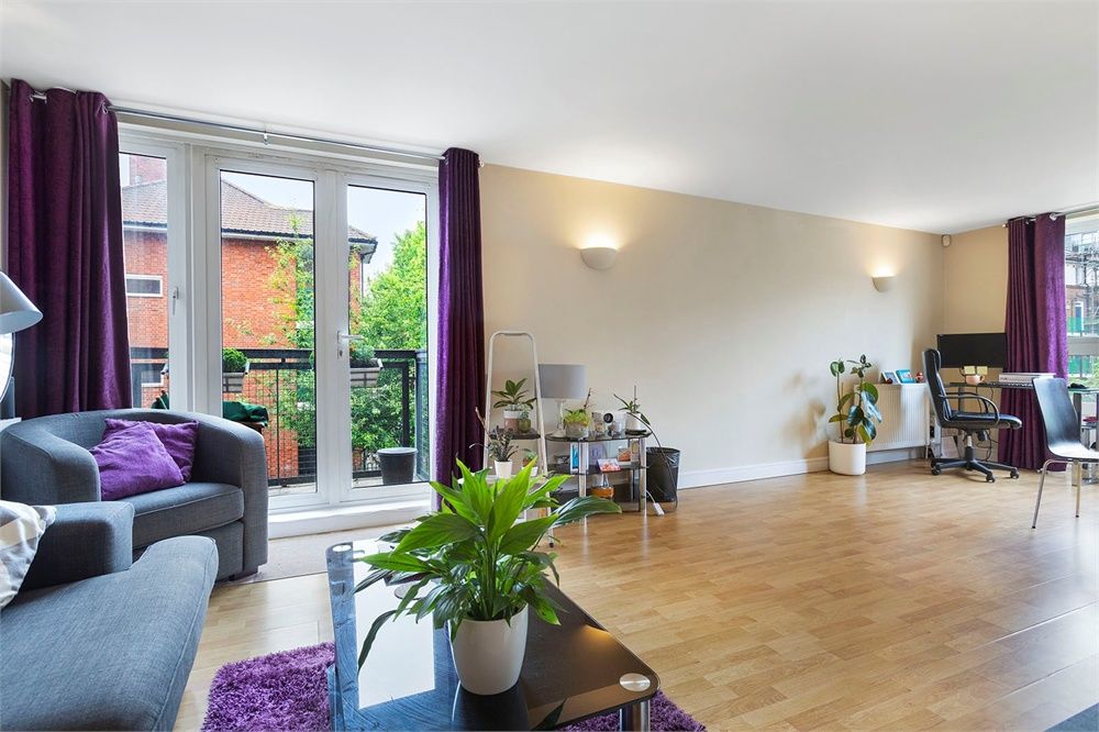 Property photo 3 of 14