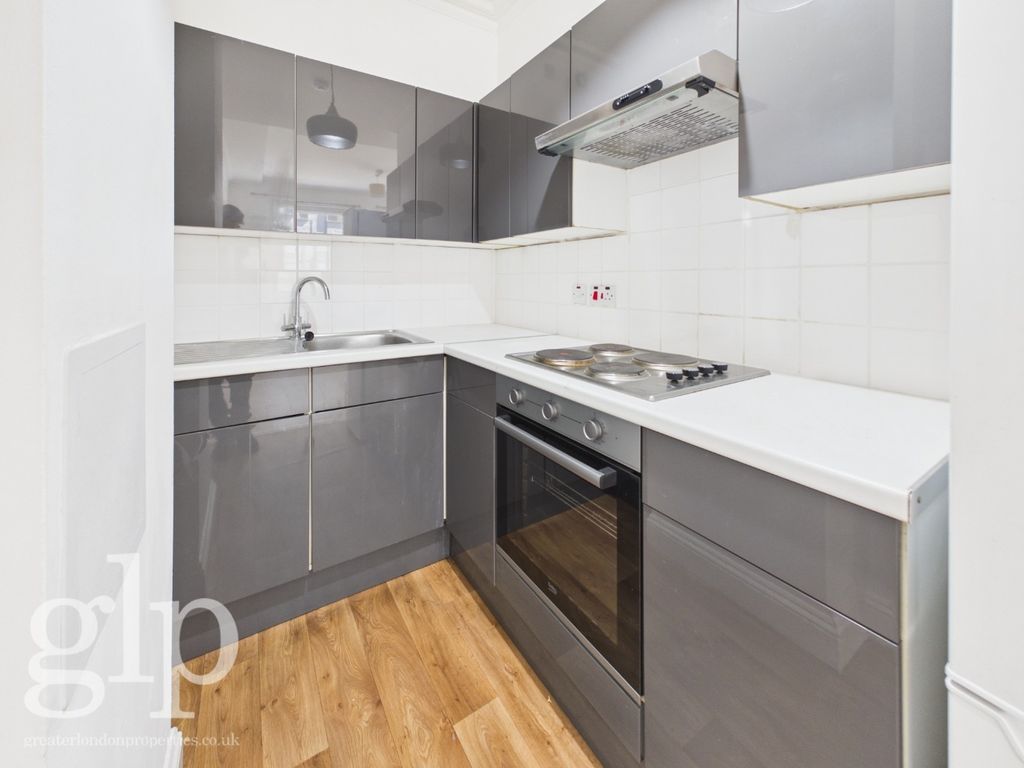 Property photo 3 of 25 2376736