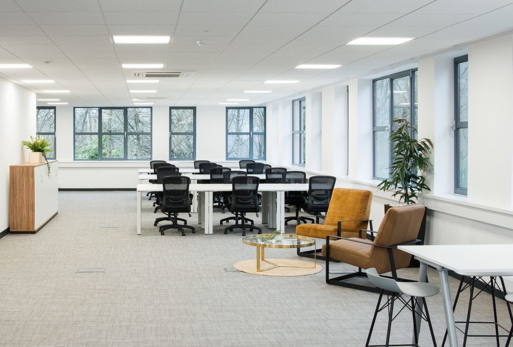 Property photo 3 of 15 Office