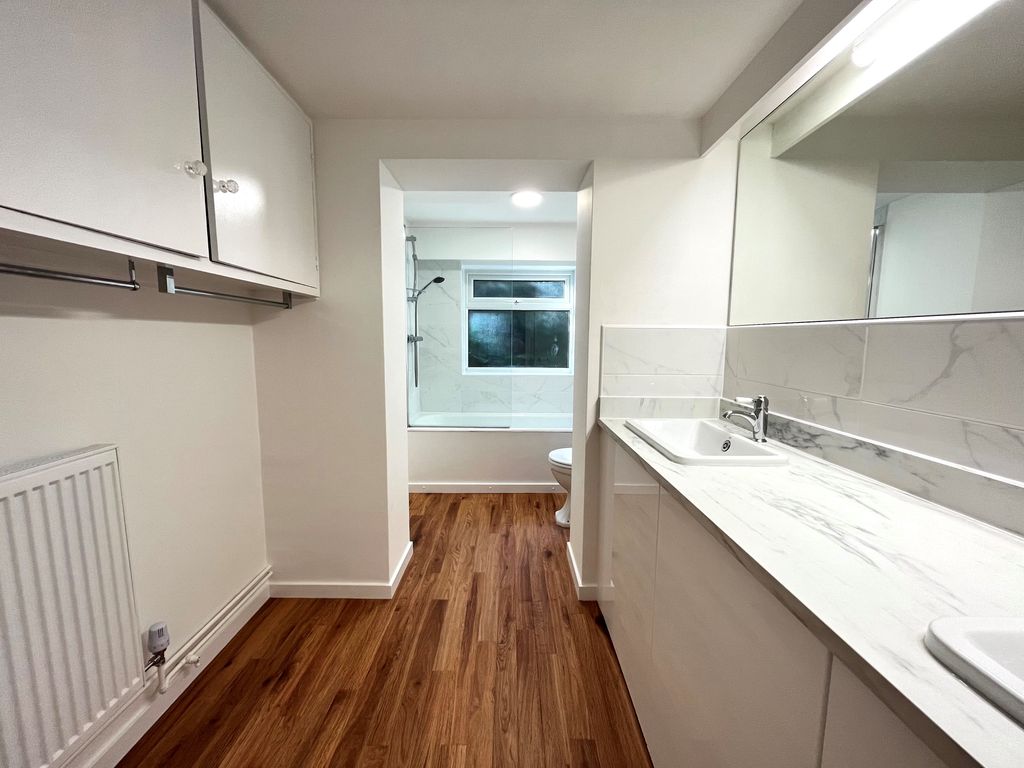 Additional image 14 of 4 bed detached house to rentRotten Row, Lewes BN7
