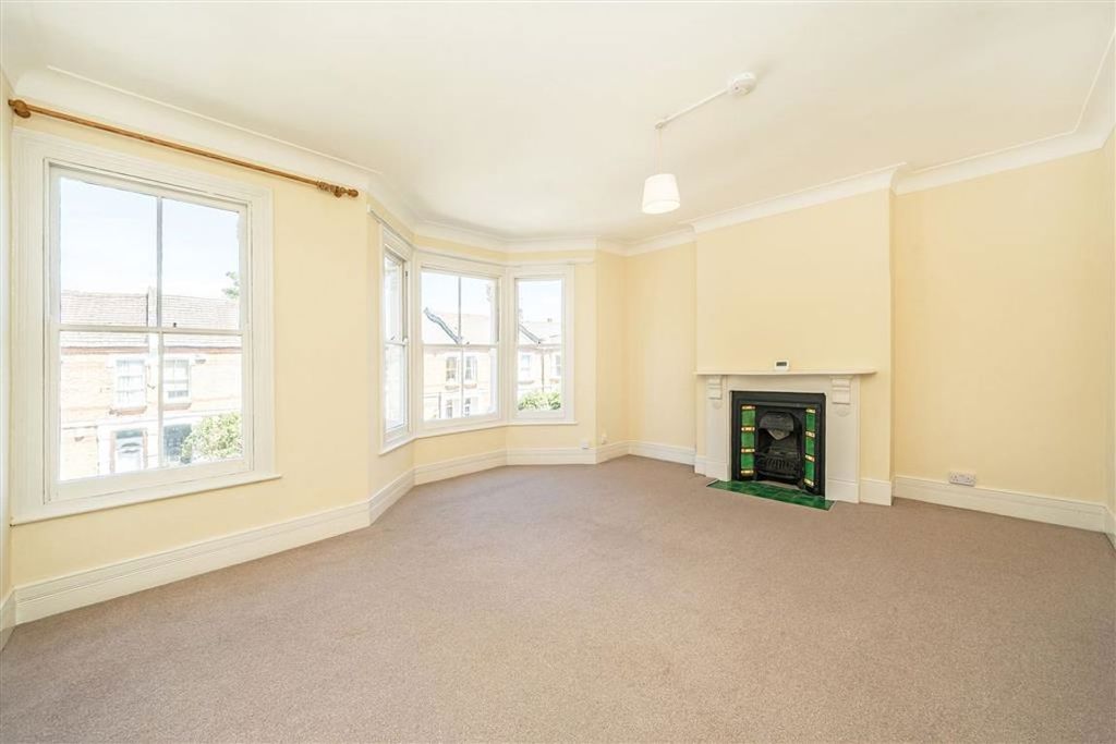 Property photo 2 of 5