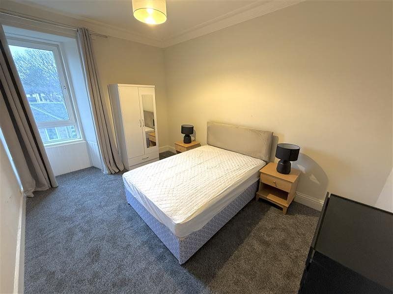 Property photo 3 of 9 0Afd0d2A-695A-4B4F-9cc1-4A8622c76A24