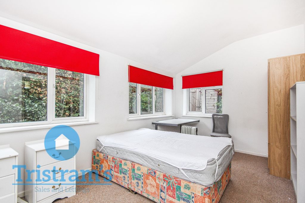 Property photo 1 of 6 Img_9936