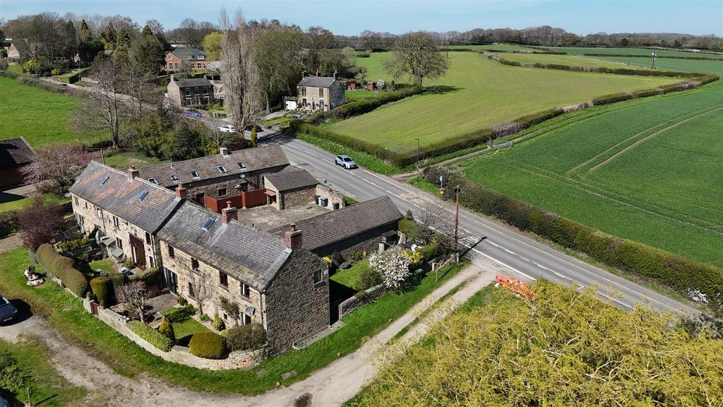 Property photo 1 of 34 Dji_20260407134634_0281_D.Jpg