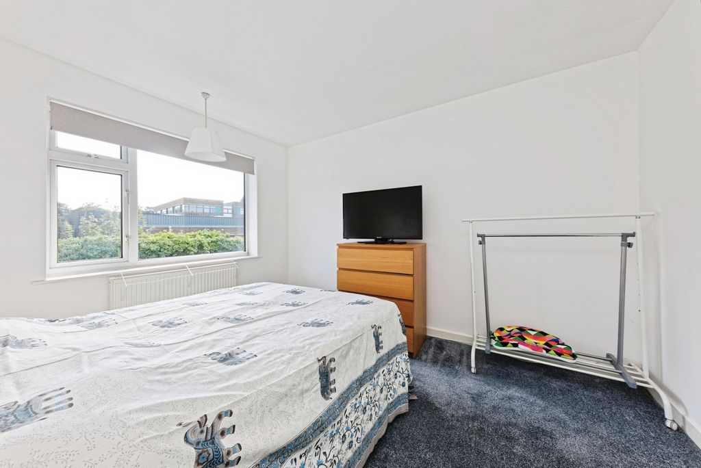 Property photo 3 of 20 Pbox-Img.Jpg