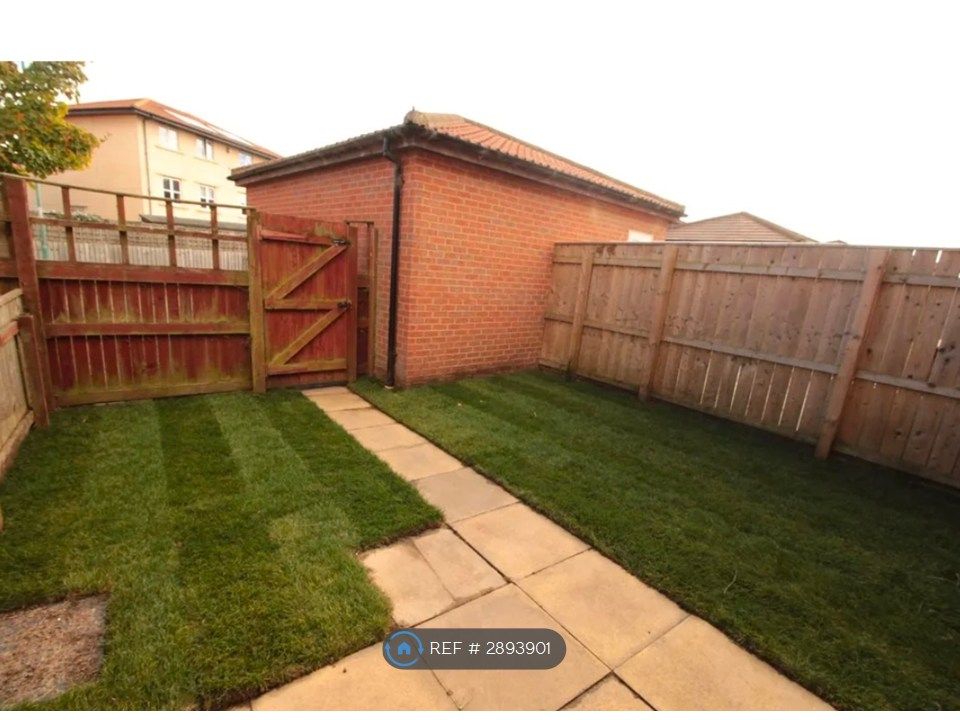 Property photo 3 of 17